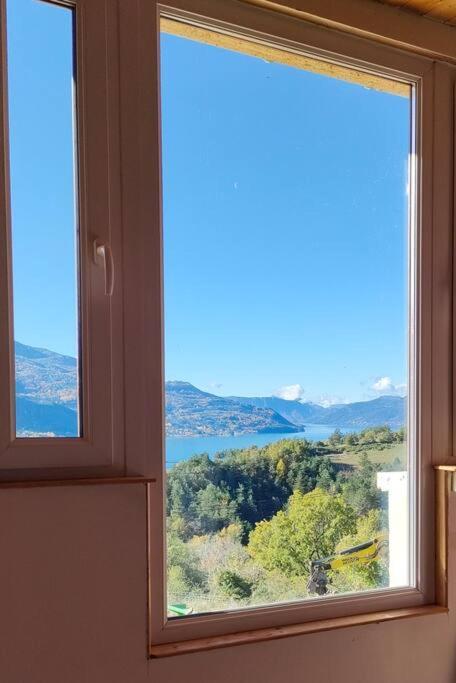 Le Cosy Du Plongeoir - T2 Neuf Avec Vue Sur Le Lac De Serre Poncon Et Grande Terrasse Avec Jardin Savines Eksteriør billede