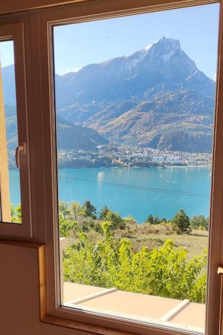 Le Cosy Du Plongeoir - T2 Neuf Avec Vue Sur Le Lac De Serre Poncon Et Grande Terrasse Avec Jardin Savines Eksteriør billede